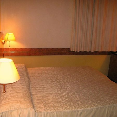 Park Hotel Villa Leon D'Oro Noventa di Piave Luaran gambar