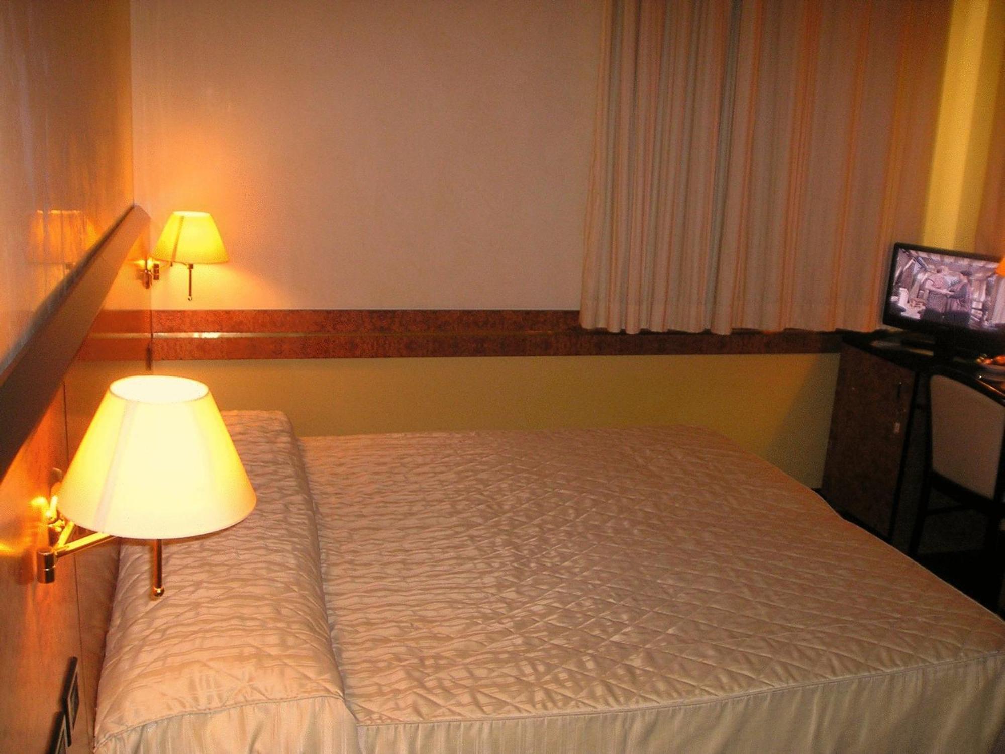 Park Hotel Villa Leon D'Oro Noventa di Piave Luaran gambar