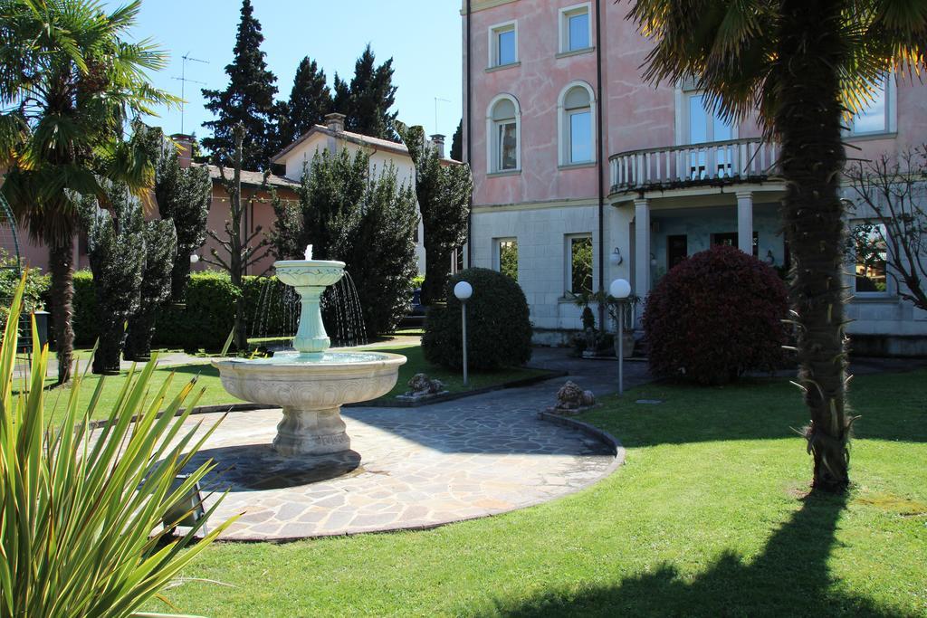 Park Hotel Villa Leon D'Oro Noventa di Piave Luaran gambar