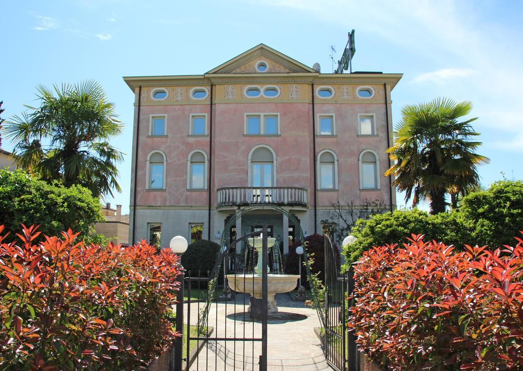 Park Hotel Villa Leon D'Oro Noventa di Piave Luaran gambar